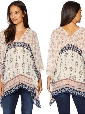 VINCE CAMUTO Sheer Asymmetrical Batwing Poncho Top Worn 3X